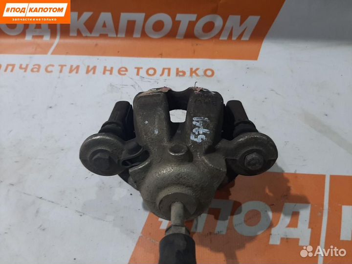 Суппорт тормозной задний левый BMW 1 E87 2007