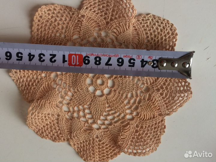 Салфетка, вязанная крючком