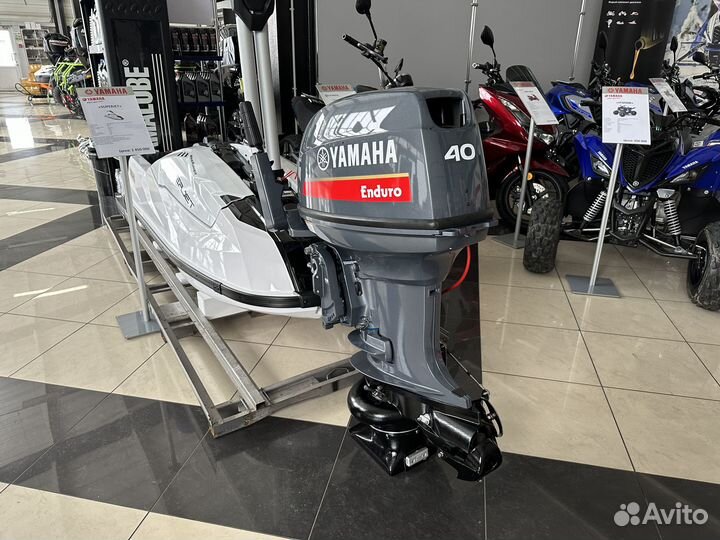 Yamaha E40xmhs Jet