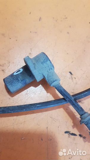 Датчик ABS задний правый на Mercedes W210 E-class