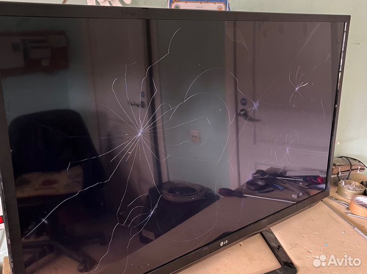Разбор телевизора LG 47LM620T