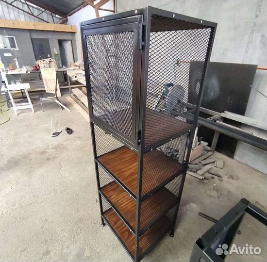 Стеллаж в стиле лофт