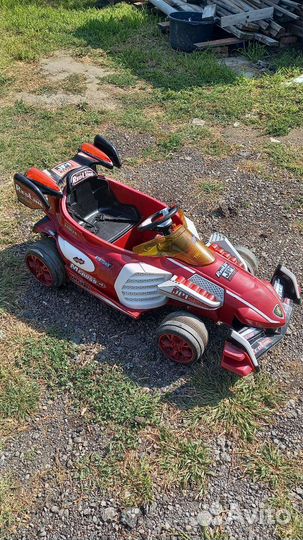 Машина на аккумуляторе