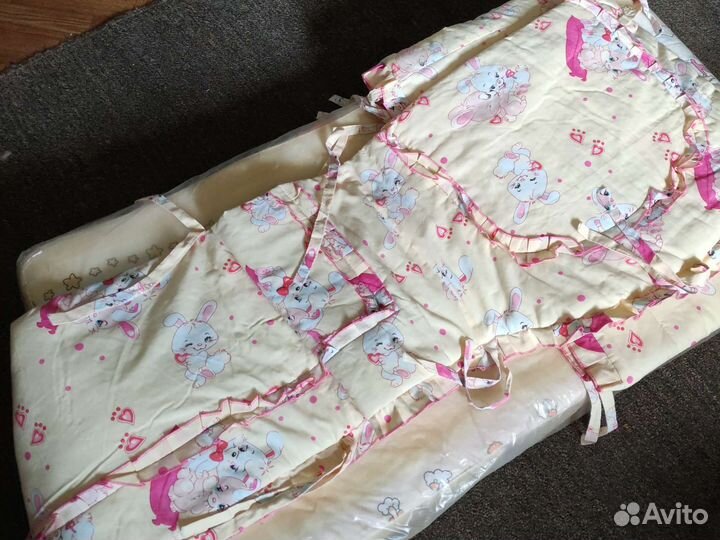 Бортики в детскую кроватку новые