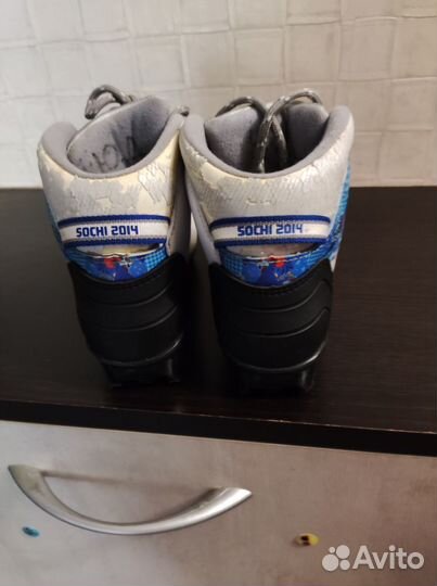 Ботинки для беговых лыж, детские