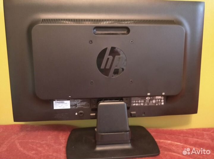 Монитор HP p221 (21,5