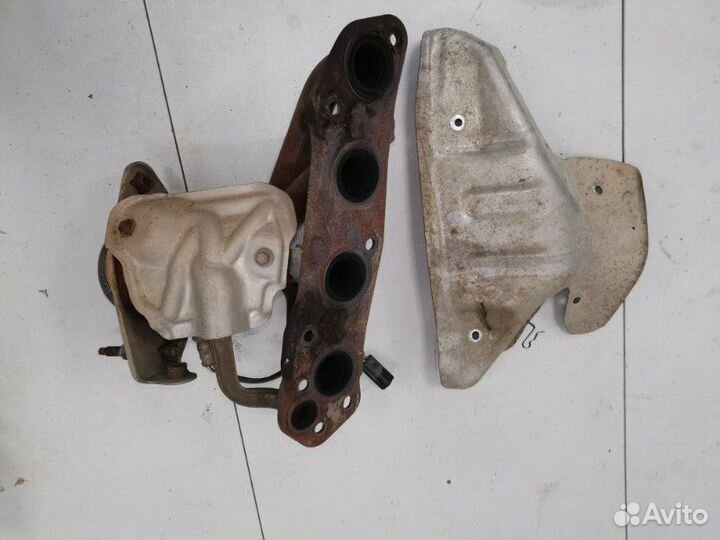 Выпускной коллектор Nissan Note хэтчбек HR15 2008