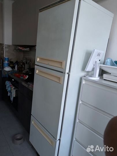 Холодильник бу