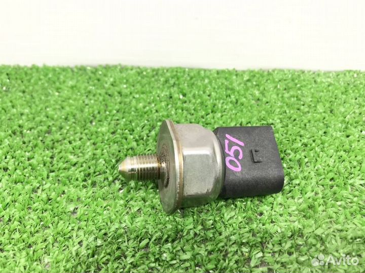 Датчик давления топлива Mercedes-Benz C-180 W204