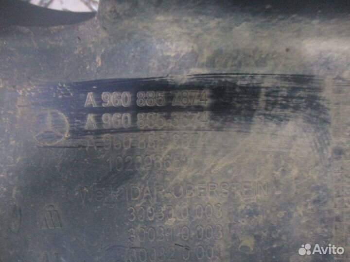 Накладка бампера Mercedes-Benz А9608857874