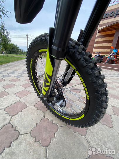 Мотоцикл Regulmoto ZR 300