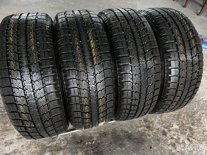 Toyo Observe GSi-5 255/55 R20