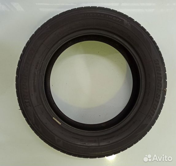 Bridgestone Blizzak LM-001 205/60 R17