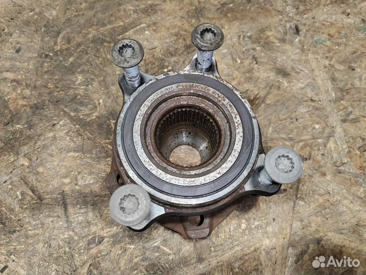 Ступица передняя Volkswagen Touareg 3 2019