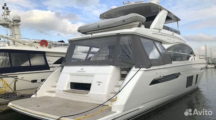 Моторная яхта Princess F68 (017)