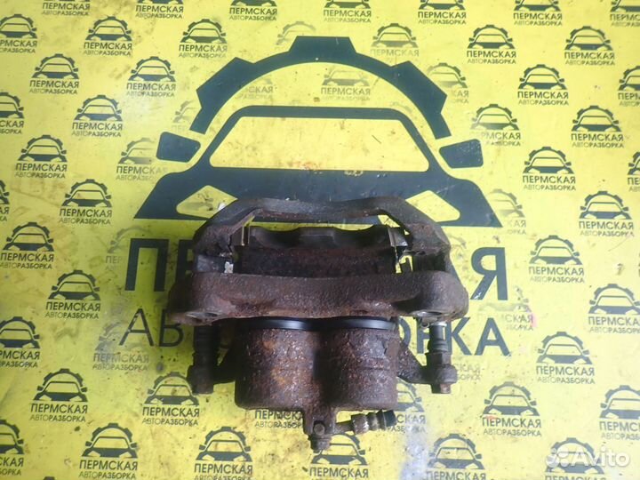 Суппорт передний левый Nissan Murano Z51