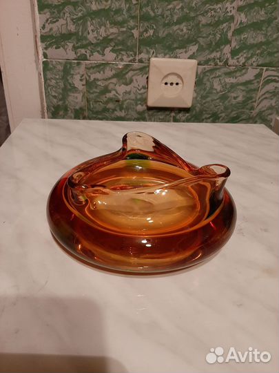 Пепельница цветное стекло СССР, а может, вазочка