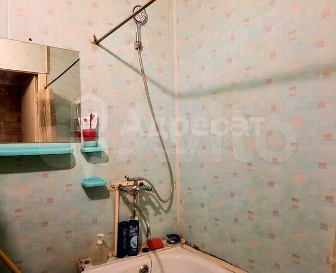 Комната 17 м² в 3-к., 1/5 эт.