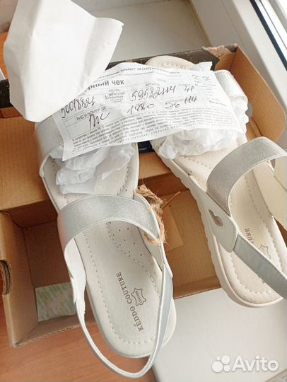 Босоножки для девочки размер36