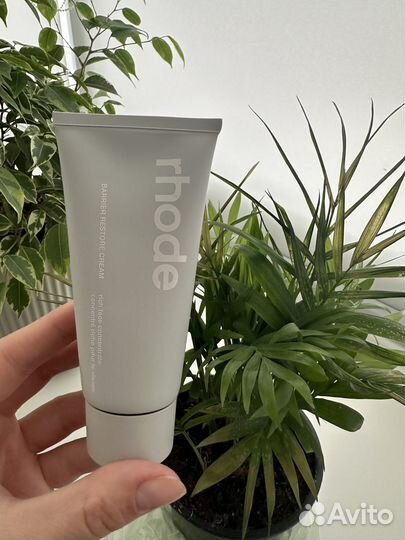 Rhode barrier restore cream