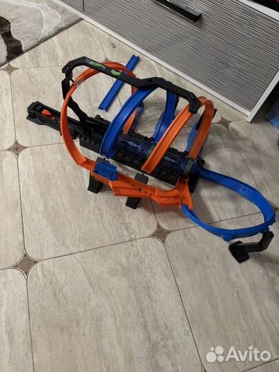 Автотрек hot wheels