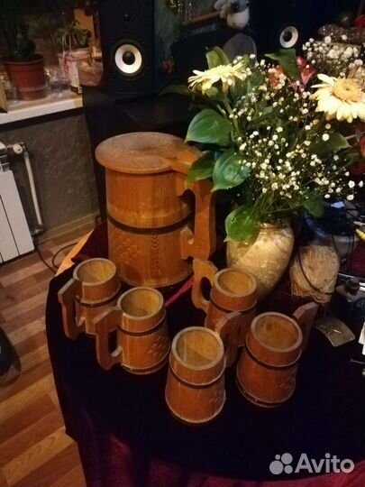 Кружка из дерева