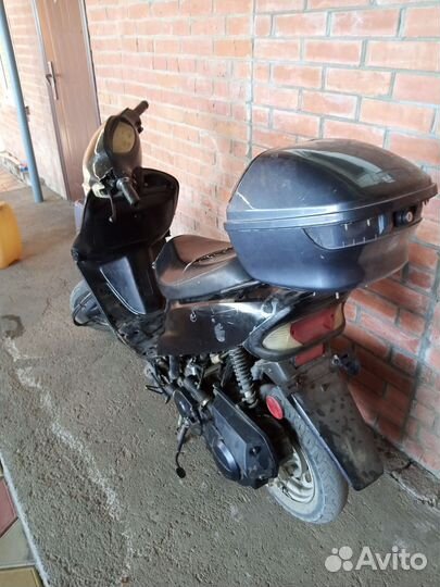 Продаю скутер