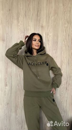 Костюм Moncler