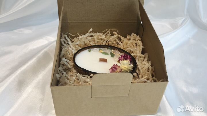 Набор подарочный свеча в кокосе