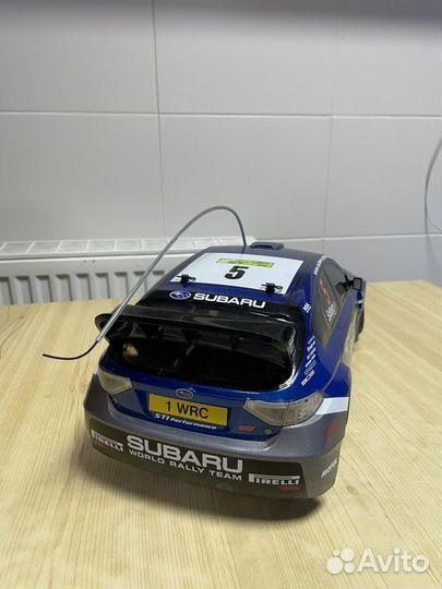 Радиоуправляемая модель Subaru Cyclone 28 1:8