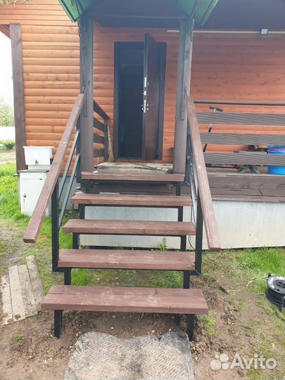 Лестница из металла