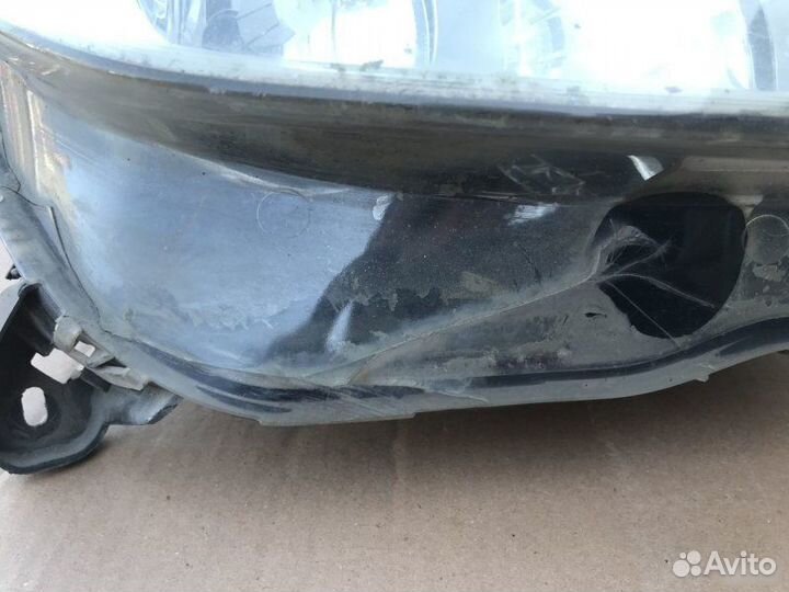 Фара правая Opel Astra H