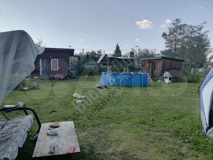 Дача 20 м² на участке 5,6 сот.