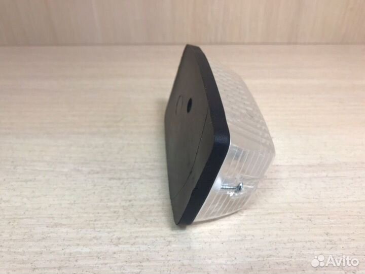 Фонарь габаритный прицепа FT-006 B белый fristom