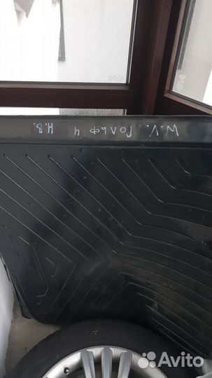 Защитный коврик в багажник гольф 4