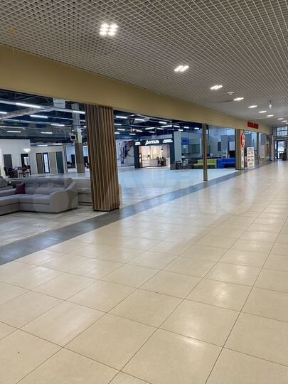 Торговая площадь, 1200 м²