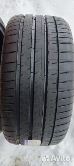 Michelin Pilot Sport 4 245/40 R20