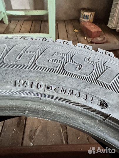 Bridgestone Ice Cruiser 7000 235/55 R19