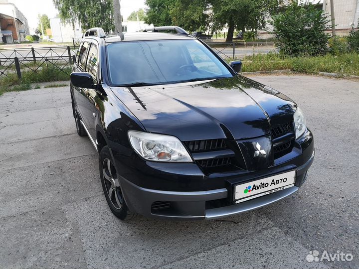 Mitsubishi Outlander 2.0 МТ, 2008, 216 000 км