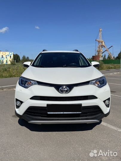 Toyota RAV4, 2016