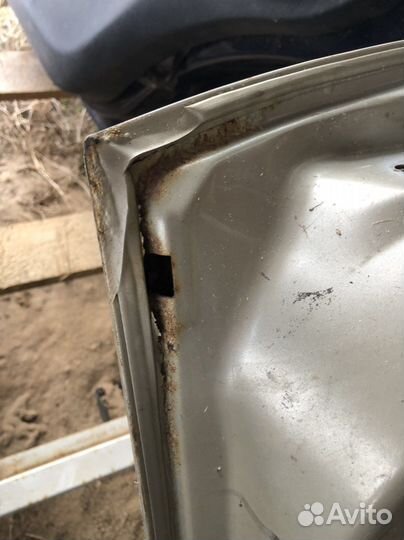 Mazda Tribute дверь правая передняя задняя
