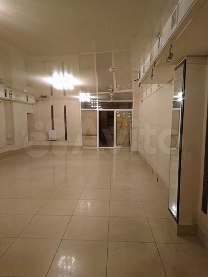 Сдам торговое помещение