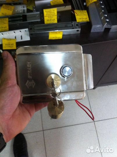 Монтаж видеонаблюдения, и домофонов