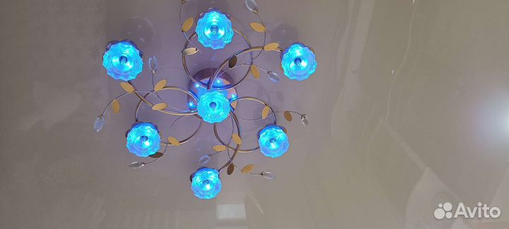Люстра потолочная бу