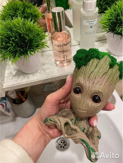 Герой грут из мстителей В кашпо С мхом для цветов