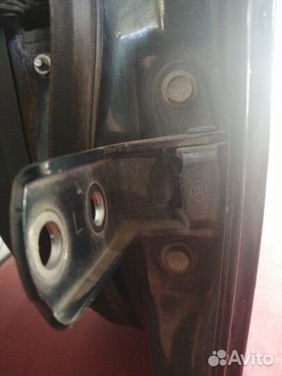 Петля двери задняя левая Toyota Corolla E150 1zrfe