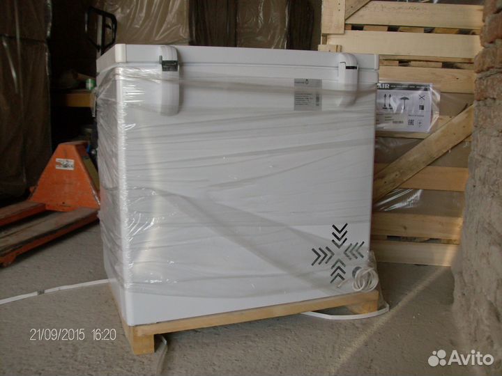 Морозильник с металлической крышкой для дома 250 л