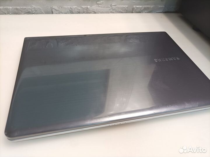 Ноутбук для игр 4ядра/5GB/2 видеокарты SSD+HDD