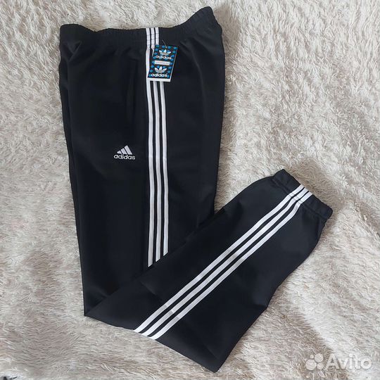 Спортивные штаны adidas мужские