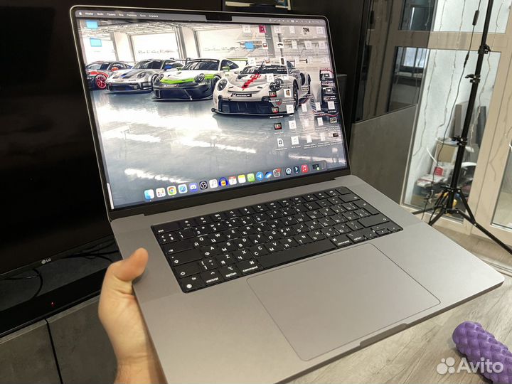 Apple MacBook Pro 16 M1 Max 10 core, 16гб 1тб SSD